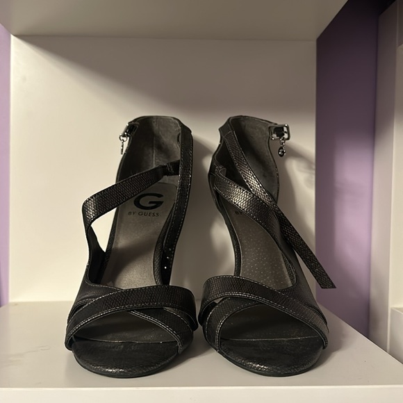 Rounded Toe Strapy Heel - Picture 2 of 6